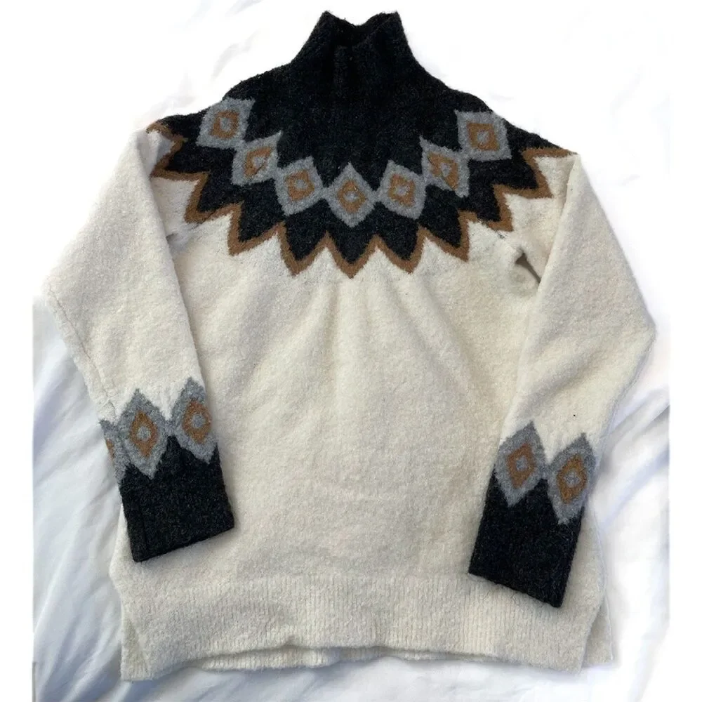 Abercrombie & Fitch Turtleneck Sweater | Fair Isle Cream Geometric Yoke